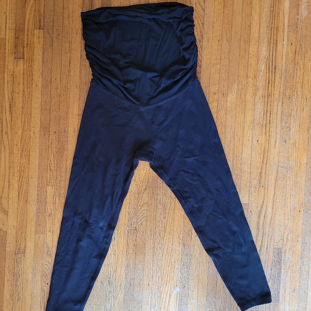 Black Beyond the bump by beyond yoga maternity workout leggings size medium